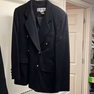 Black polyester blazer